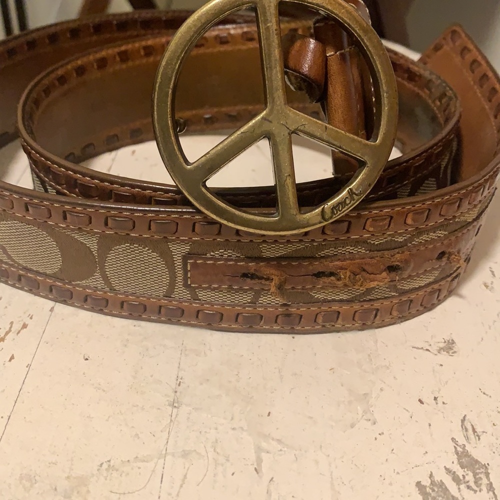 Coach Belt - Picture 3 of 6